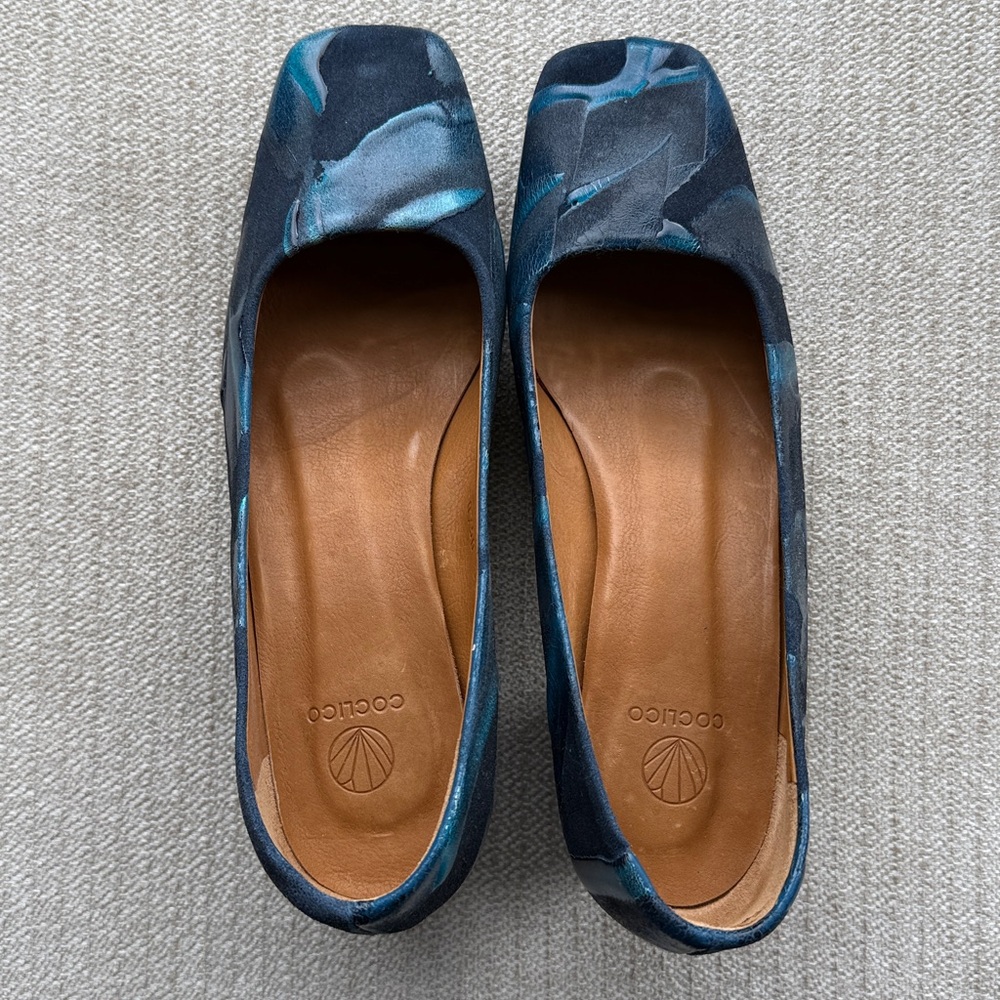 “Trinity” Platform Heels - Picture 2 of 7